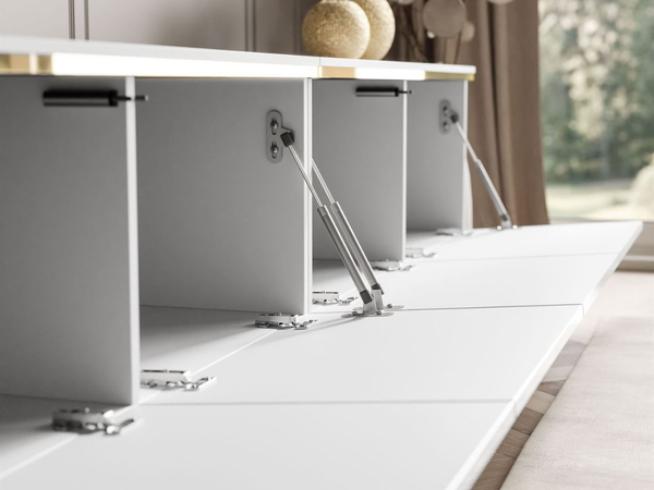 TV-Lowboard im Glamour-Stil mit LED-Beleuchtung Celle, Weiß Hochglanz