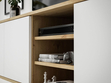 TV-Lowboard mit Türen und weißen Beinen Vivance Weiß & Eiche Artisan