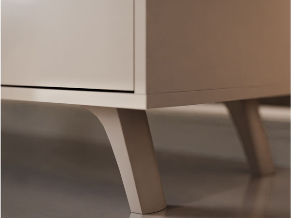 Dreitürige Kommode 154 cm Glamour-Stil auf kaschmirfarbenen Beinen Vivance Kaschmirglanz