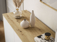 Dreitürige Kommode 154 cm im Loft-Stil mit weißen Beinen – Vivance, Weiß matt & Eiche Artisan