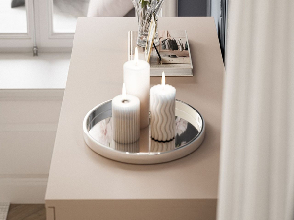 Kommode mit Schubladen und LED-Beleuchtung auf Goldenen Metallbeinen Nuveo Kaschmir
