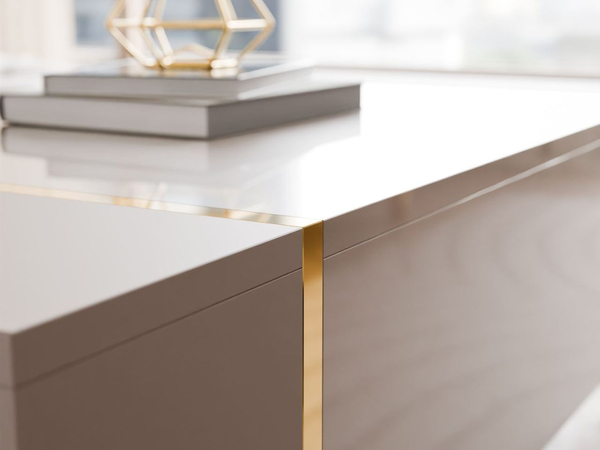 Couchtisch auf goldenen Beinen im Glamour-Stil Lunelie Kaschmir Hochglanz