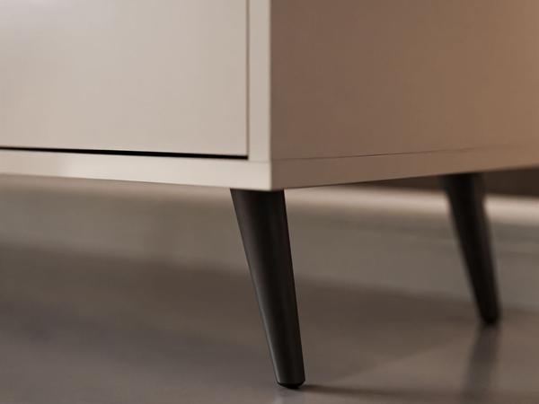 Dreitürige Kommode 154 cm Glamour-Stil auf schwarzfarbenen Metallbeinen Vivance Kaschmirglanz