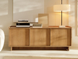 Dreitüriges TV-Lowboard 147 cm für Wohnzimmer Azumi Karamell Eiche